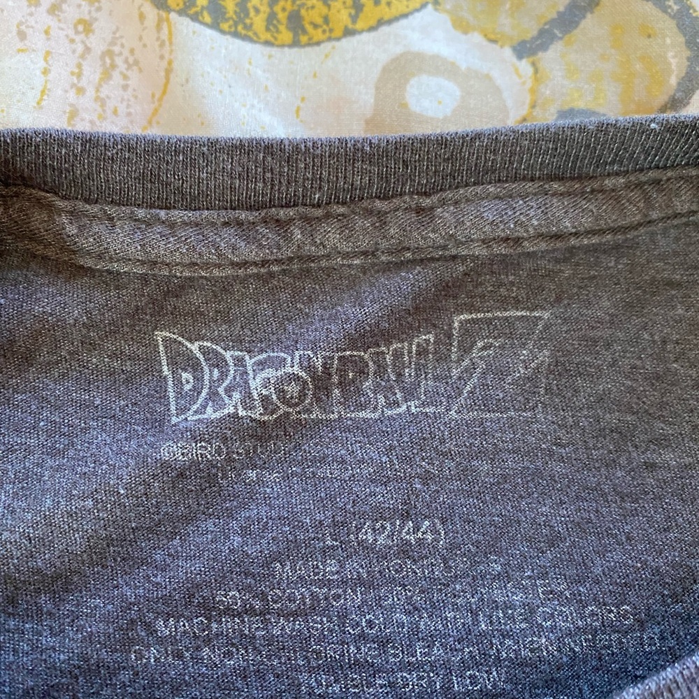 SOLD Dragon Ball Z ๐ Large Sized Gray Tee Shirt ๐ฅ - Picture 7 of 7